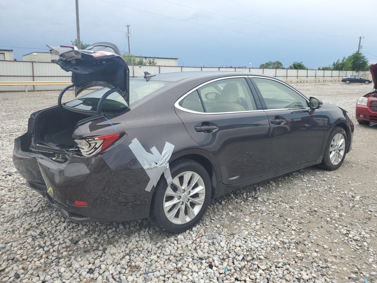 Photo 2 VIN: JTHBW1GG8D2035698 - LEXUS ES 