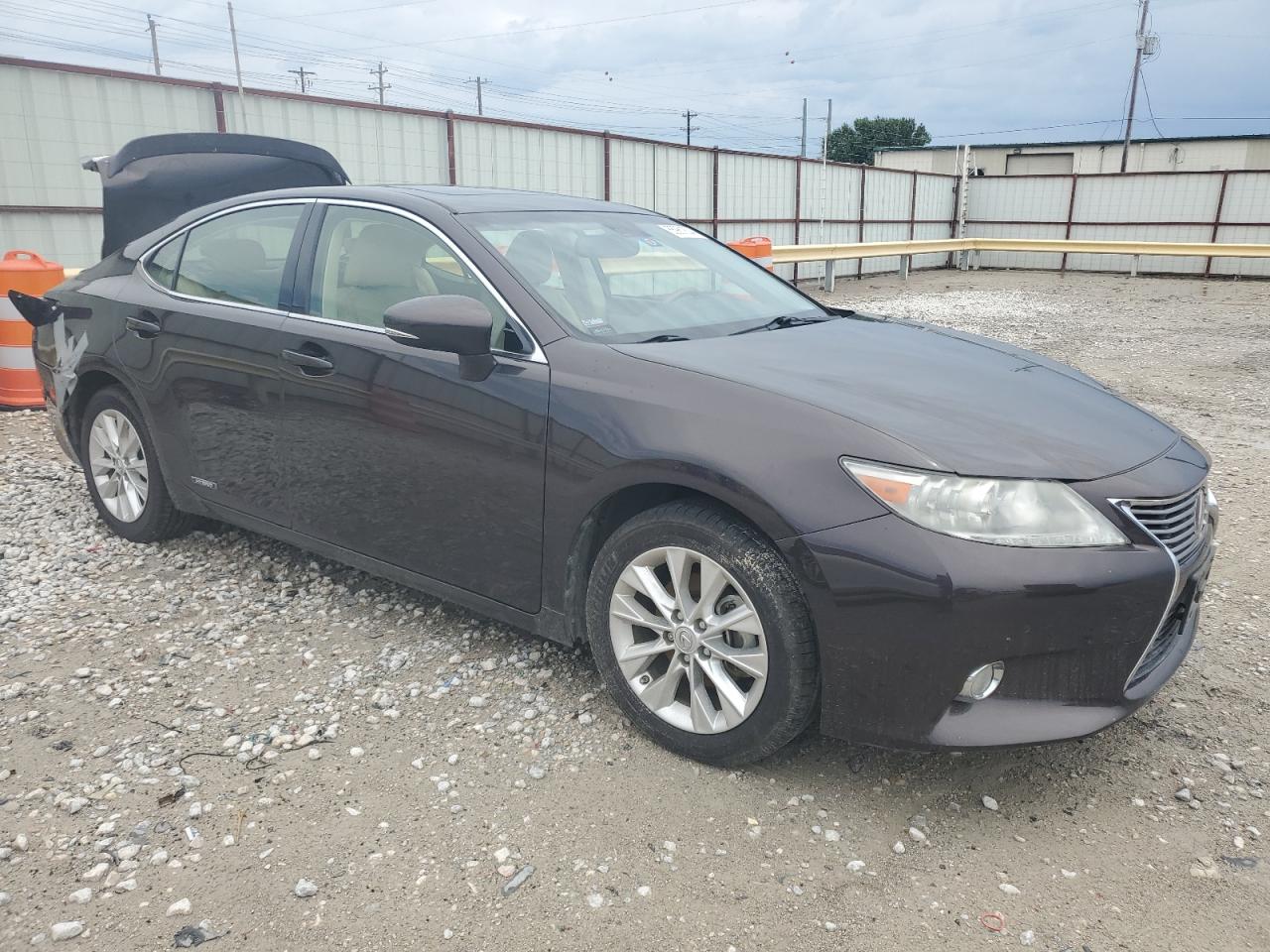 Photo 3 VIN: JTHBW1GG8D2035698 - LEXUS ES 