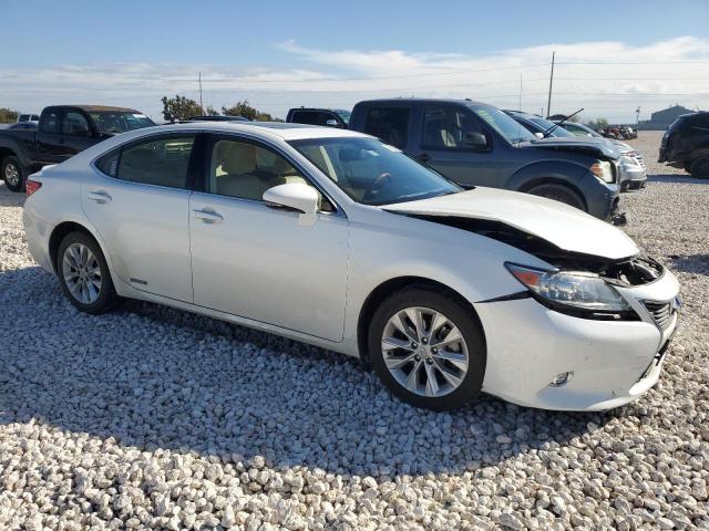 Photo 3 VIN: JTHBW1GG8E2047786 - LEXUS ES300 