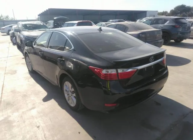 Photo 2 VIN: JTHBW1GG8E2057329 - LEXUS ES 300H 