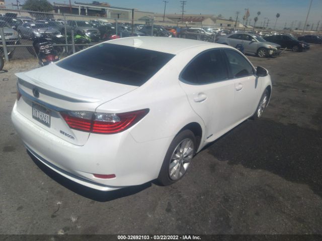 Photo 3 VIN: JTHBW1GG8F2093152 - LEXUS ES 300H 