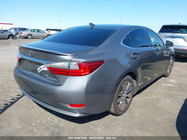 Photo 3 VIN: JTHBW1GG8G2118780 - LEXUS ES 