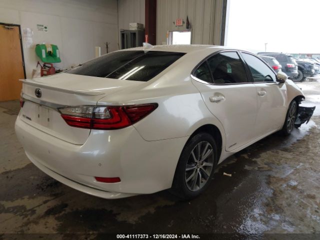 Photo 3 VIN: JTHBW1GG8G2124871 - LEXUS ES 