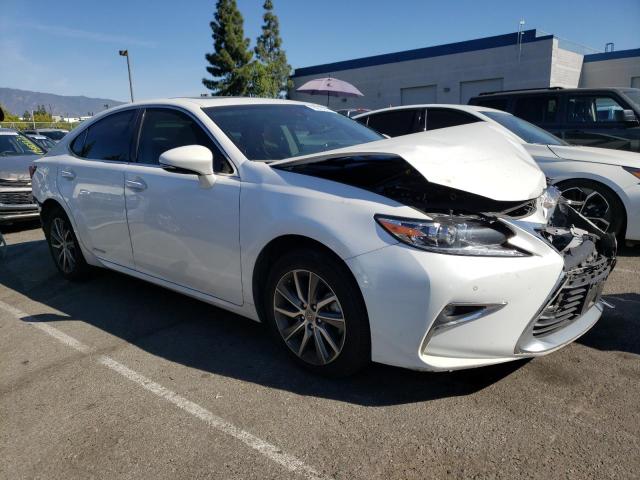 Photo 3 VIN: JTHBW1GG8H2143034 - LEXUS ES300 