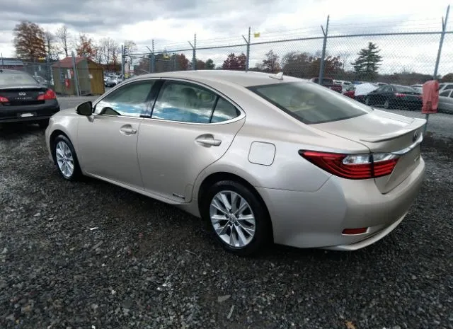 Photo 2 VIN: JTHBW1GG9D2001818 - LEXUS ES 300H 