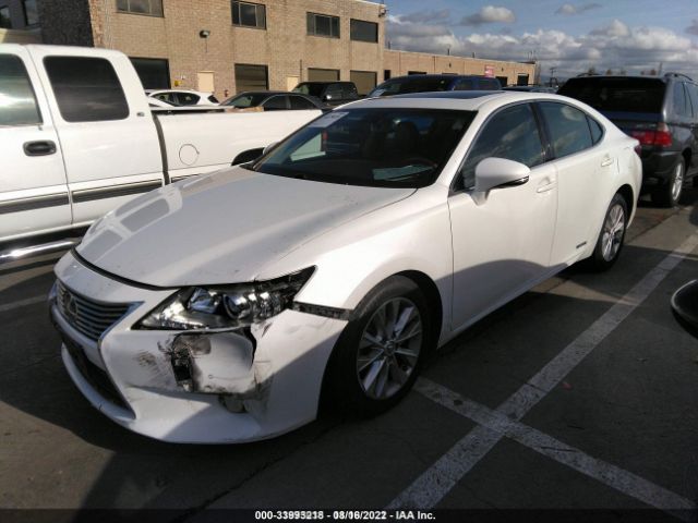 Photo 1 VIN: JTHBW1GG9D2014861 - LEXUS ES 300H 