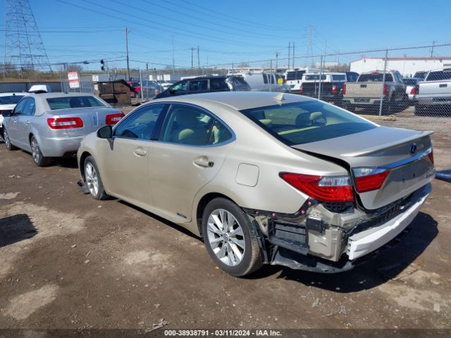 Photo 2 VIN: JTHBW1GG9D2016139 - LEXUS ES 300H 