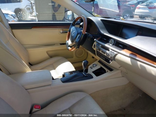 Photo 4 VIN: JTHBW1GG9D2016139 - LEXUS ES 300H 