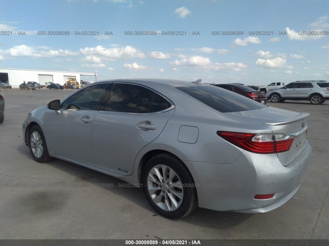 Photo 2 VIN: JTHBW1GG9E2069232 - LEXUS ES 300H 