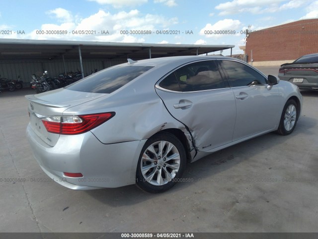 Photo 3 VIN: JTHBW1GG9E2069232 - LEXUS ES 300H 