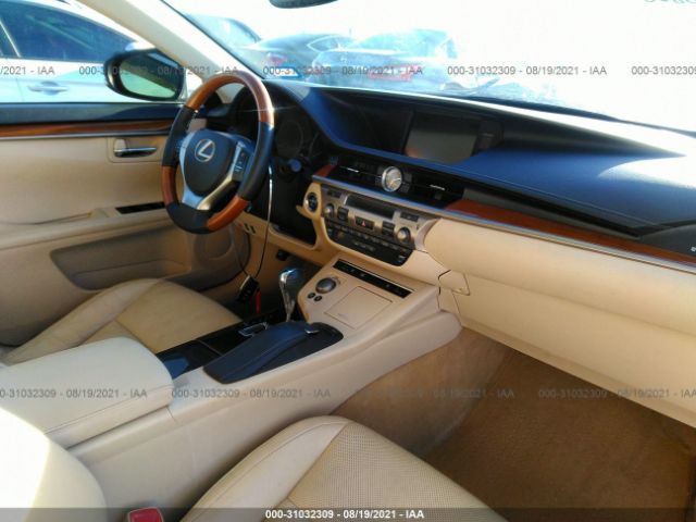 Photo 4 VIN: JTHBW1GG9E2073975 - LEXUS ES 300H 