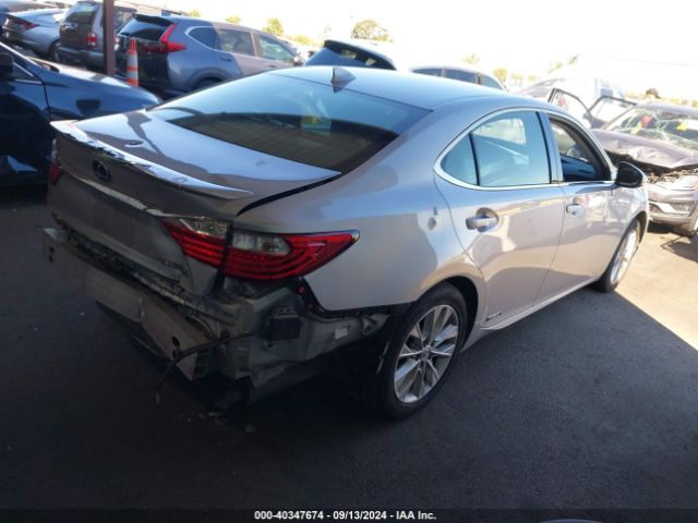 Photo 3 VIN: JTHBW1GG9F2088400 - LEXUS ES 