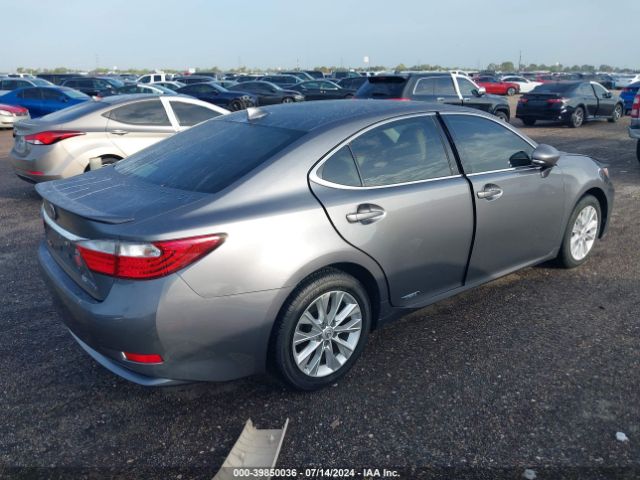 Photo 3 VIN: JTHBW1GG9F2094083 - LEXUS ES 