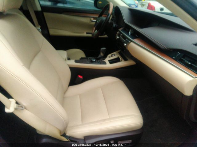 Photo 4 VIN: JTHBW1GG9G2115418 - LEXUS ES 300H 