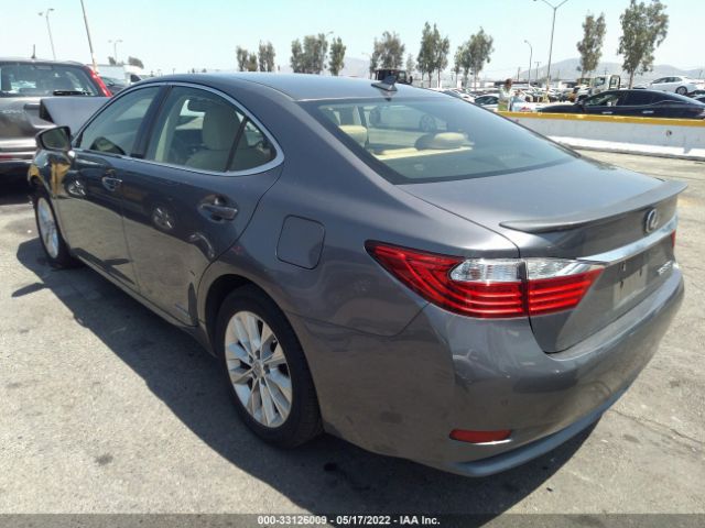 Photo 2 VIN: JTHBW1GGXD2008308 - LEXUS ES 300H 