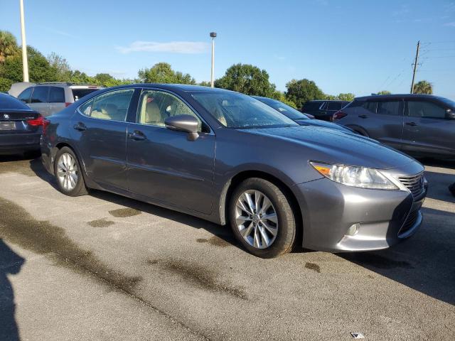 Photo 3 VIN: JTHBW1GGXD2010835 - LEXUS ES 300H 