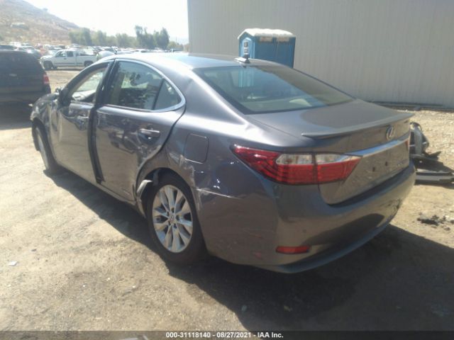 Photo 2 VIN: JTHBW1GGXD2028641 - LEXUS ES 300H 