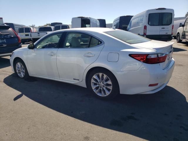 Photo 1 VIN: JTHBW1GGXD2030566 - LEXUS ES 300H 