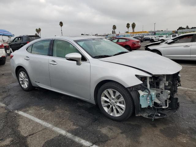 Photo 3 VIN: JTHBW1GGXD2037226 - LEXUS ES 300H 