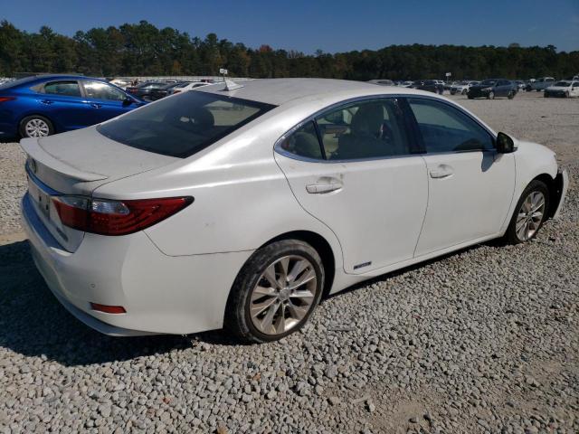 Photo 2 VIN: JTHBW1GGXE2048888 - LEXUS ES300 