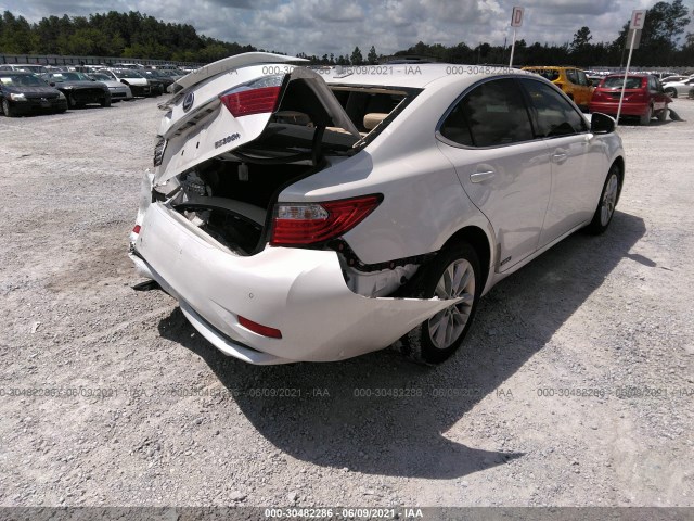 Photo 3 VIN: JTHBW1GGXE2070549 - LEXUS ES 300H 