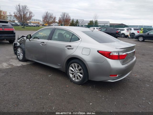 Photo 2 VIN: JTHBW1GGXF2094075 - LEXUS ES 