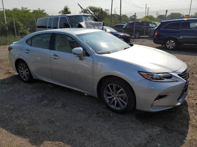 Photo 3 VIN: JTHBW1GGXH2133881 - LEXUS ES300 