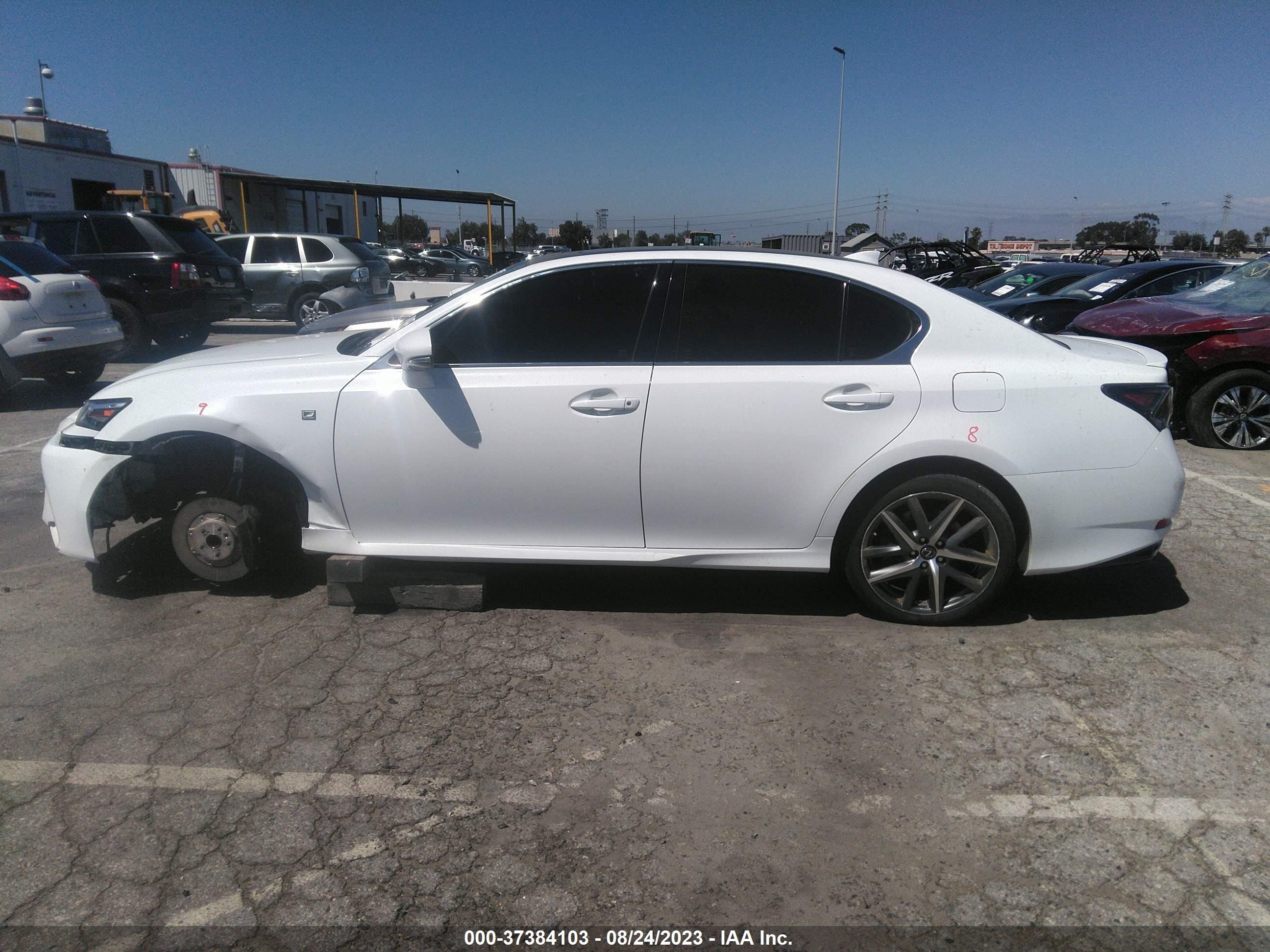 Photo 13 VIN: JTHBZ1BL0JA013675 - LEXUS GS 