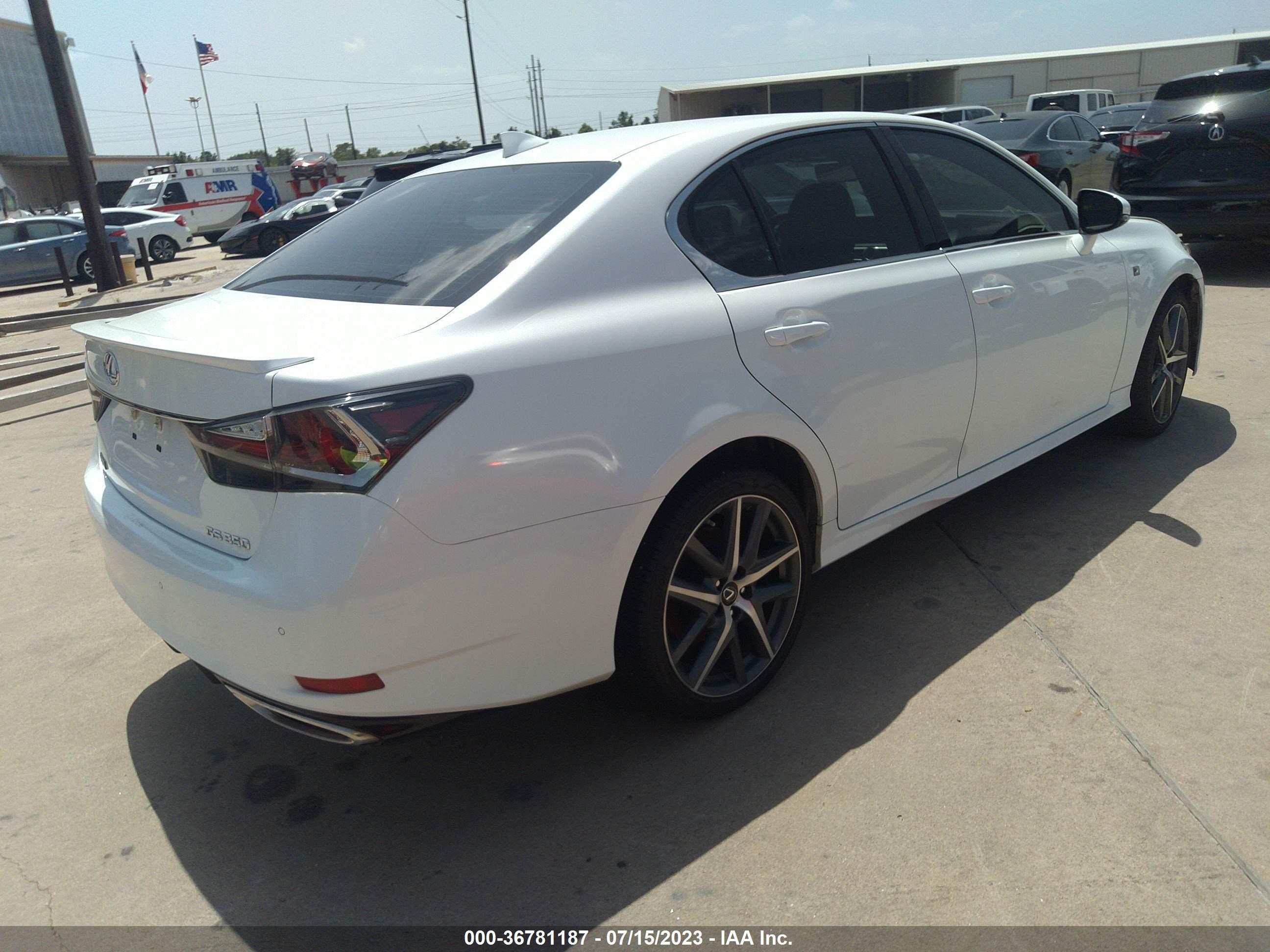 Photo 3 VIN: JTHBZ1BL2KA016921 - LEXUS GS 