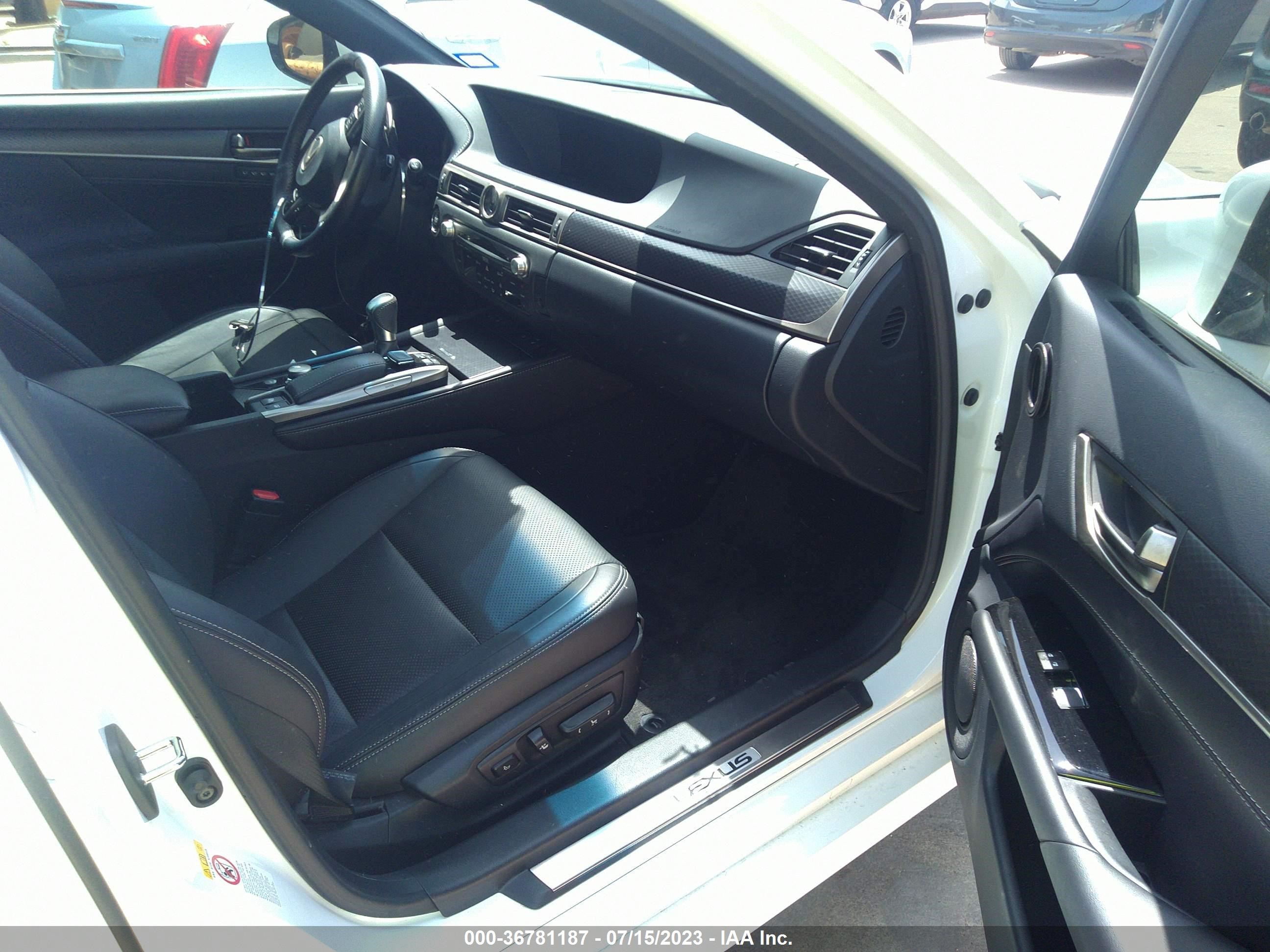 Photo 4 VIN: JTHBZ1BL2KA016921 - LEXUS GS 