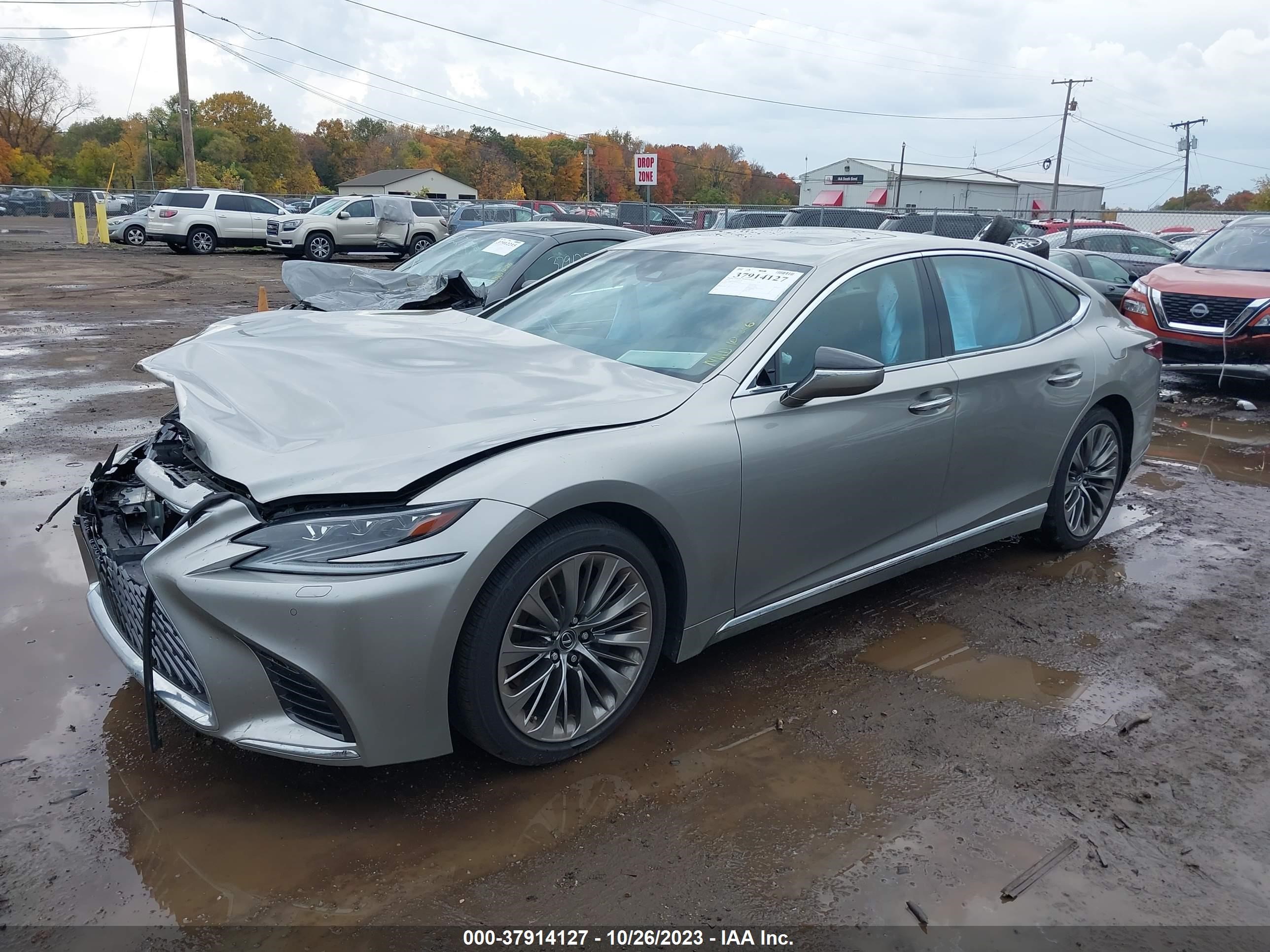 Photo 1 VIN: JTHC51FF4K5006453 - LEXUS LS 