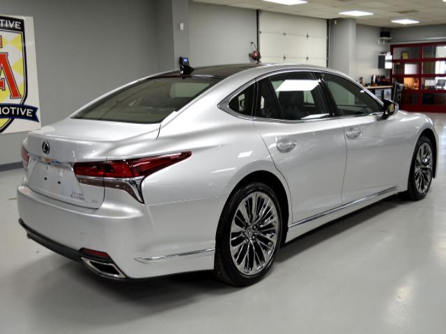 Photo 3 VIN: JTHC5LFF8J5002271 - LEXUS LS 