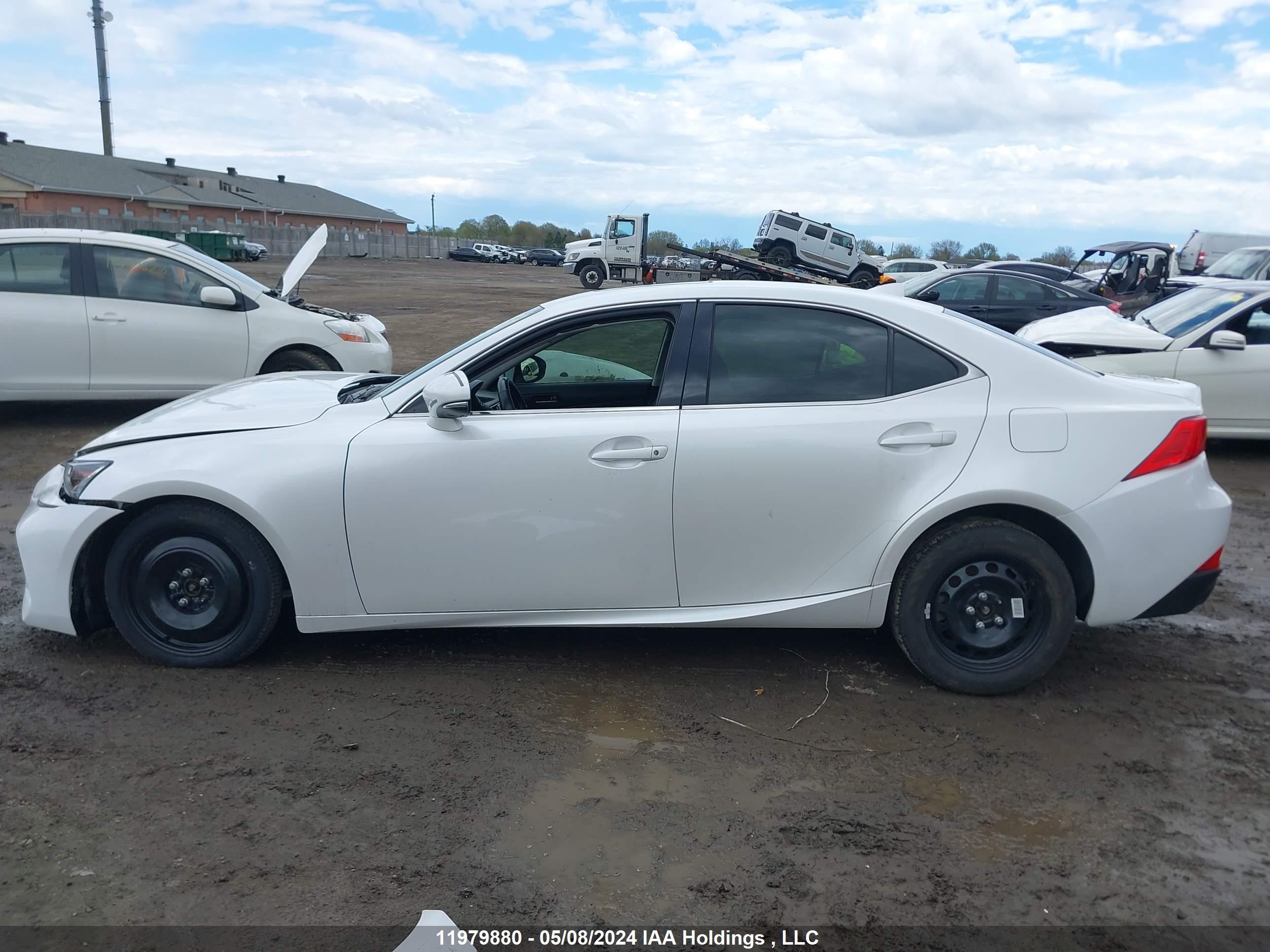 Photo 14 VIN: JTHC81D22K5039099 - LEXUS IS 