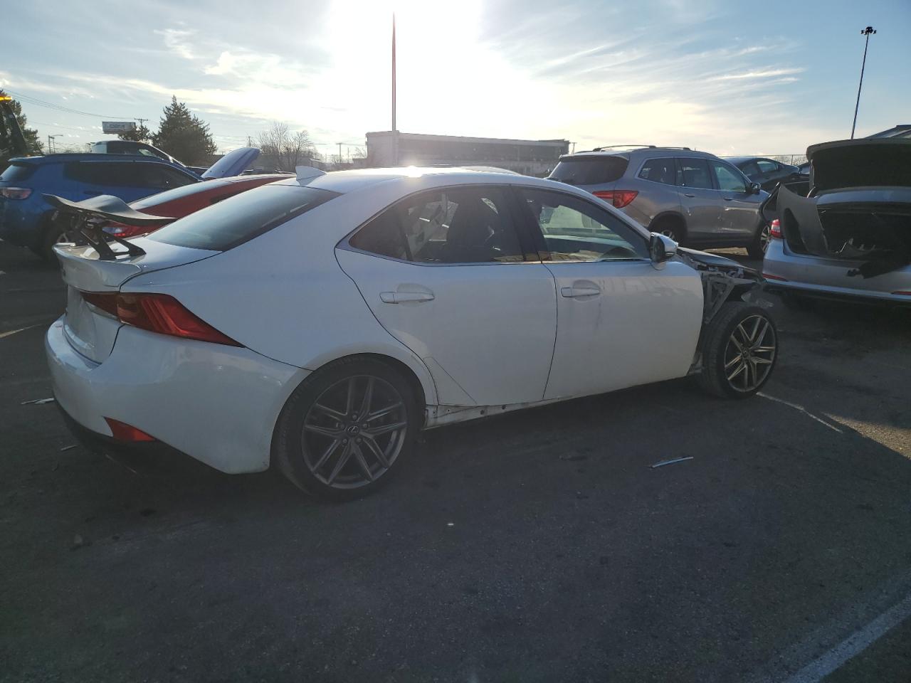 Photo 2 VIN: JTHC81D29J5027305 - LEXUS IS 