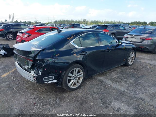 Photo 3 VIN: JTHCA1D21R5131836 - LEXUS IS 