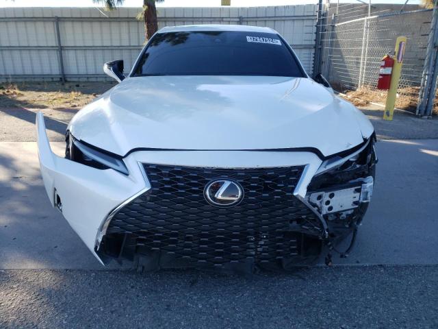 Photo 4 VIN: JTHCA1D2XM5109634 - LEXUS IS 