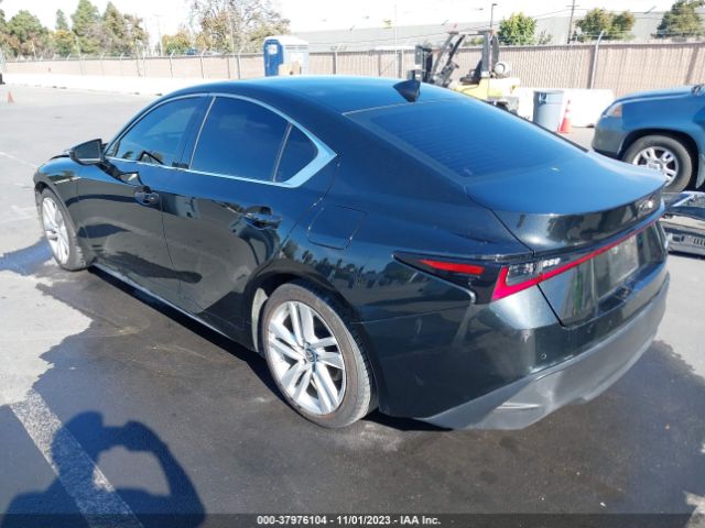 Photo 2 VIN: JTHCA1D2XM5114025 - LEXUS IS 300 