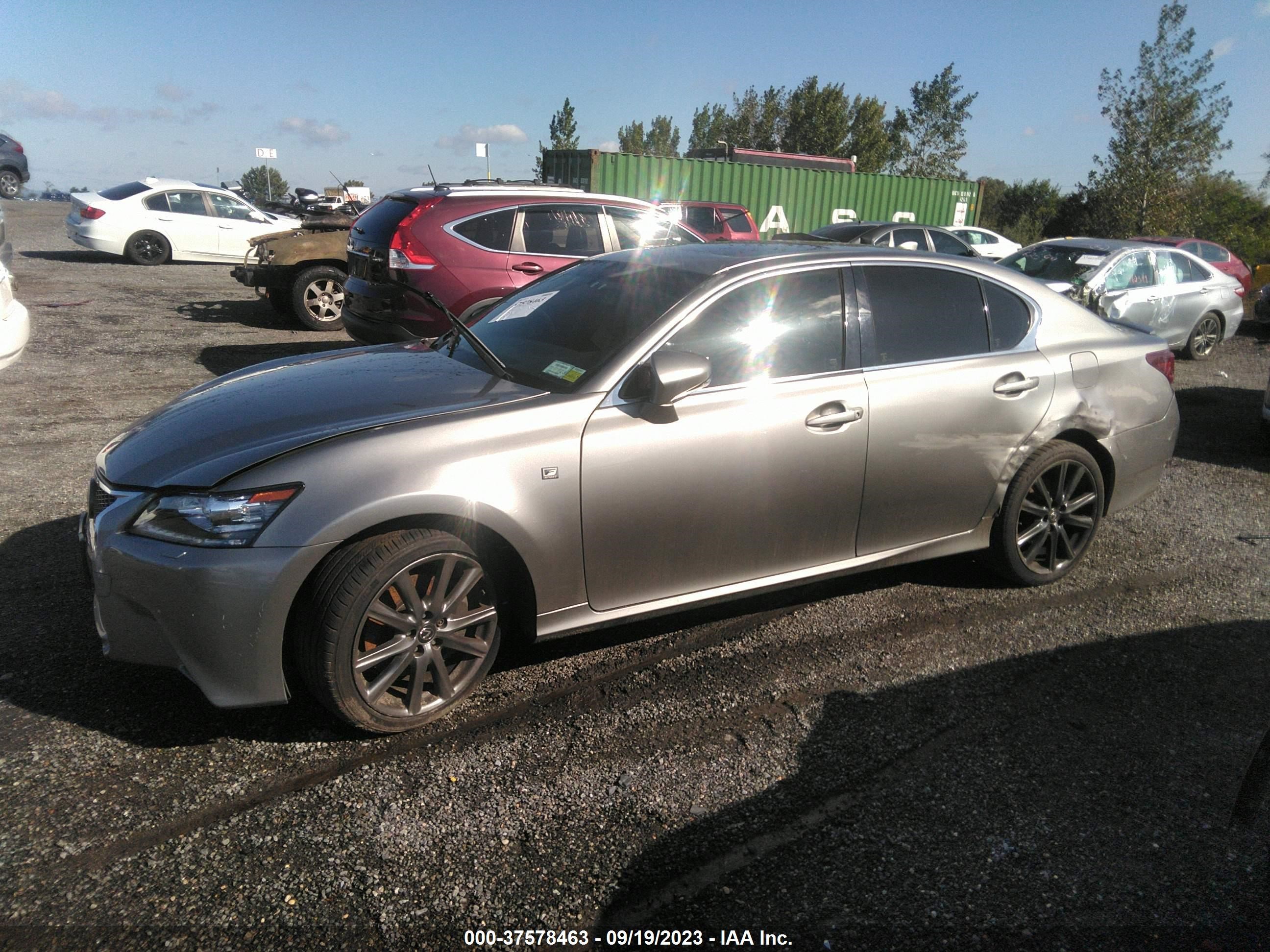 Photo 1 VIN: JTHCE1BL0FA001811 - LEXUS GS 