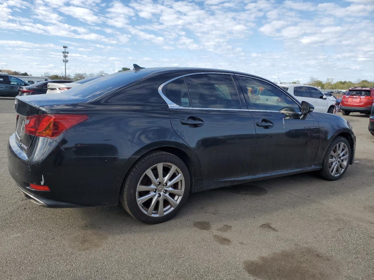 Photo 2 VIN: JTHCE1BL3D5013411 - LEXUS GS 