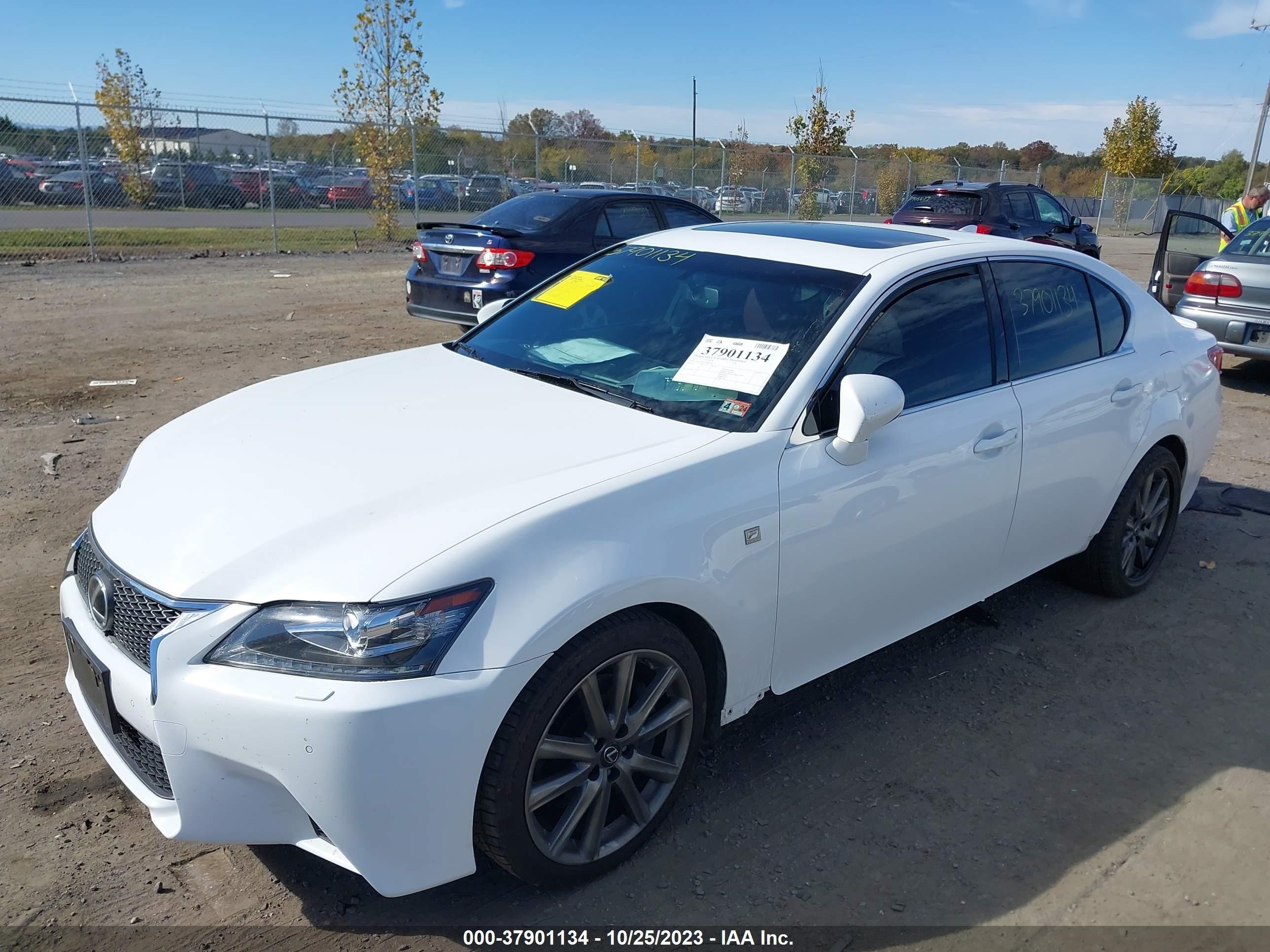 Photo 1 VIN: JTHCE1BL4FA001035 - LEXUS GS 