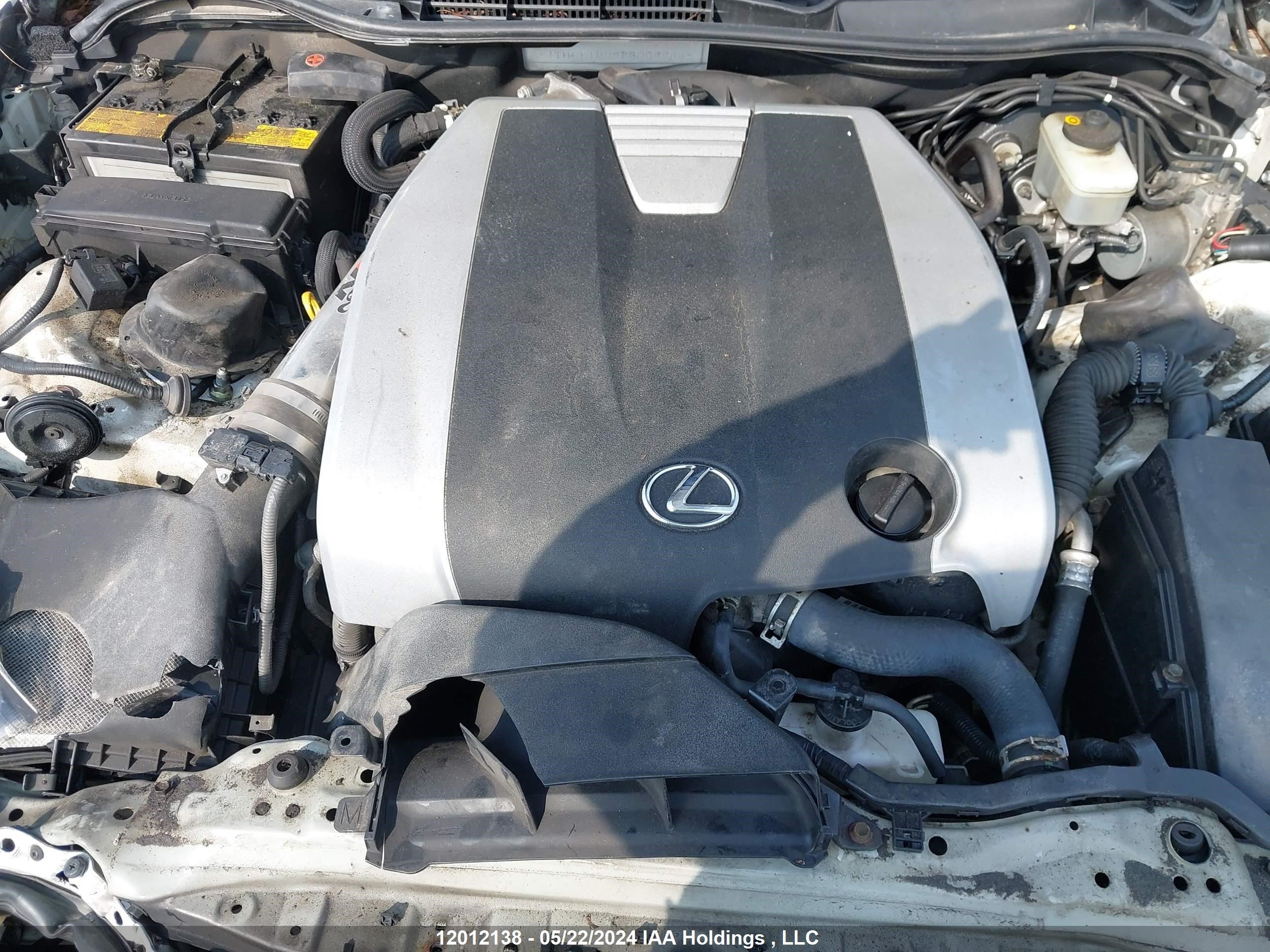 Photo 9 VIN: JTHCE1D29F5005966 - LEXUS IS 