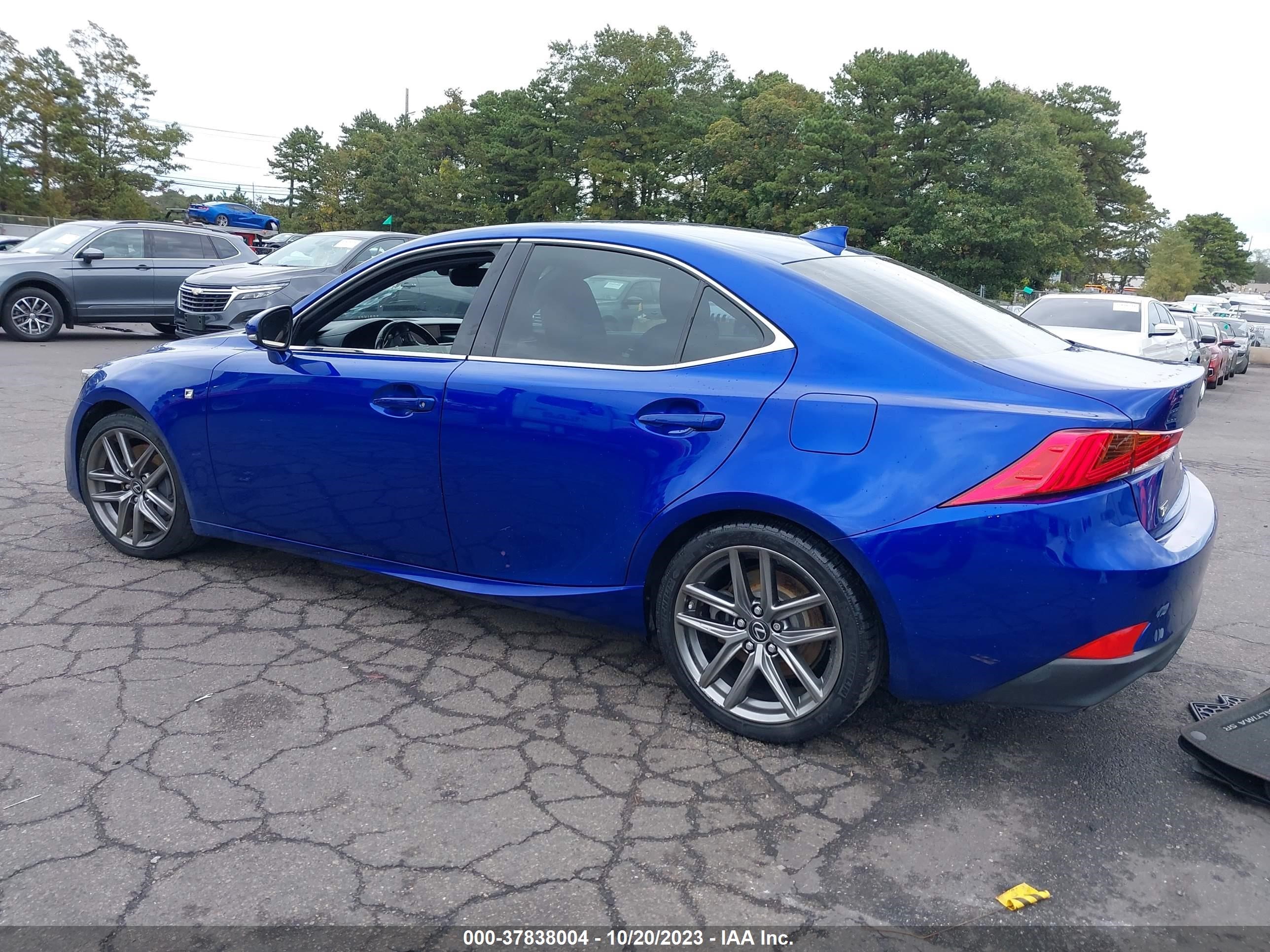 Photo 2 VIN: JTHCE1D29H5013004 - LEXUS IS 