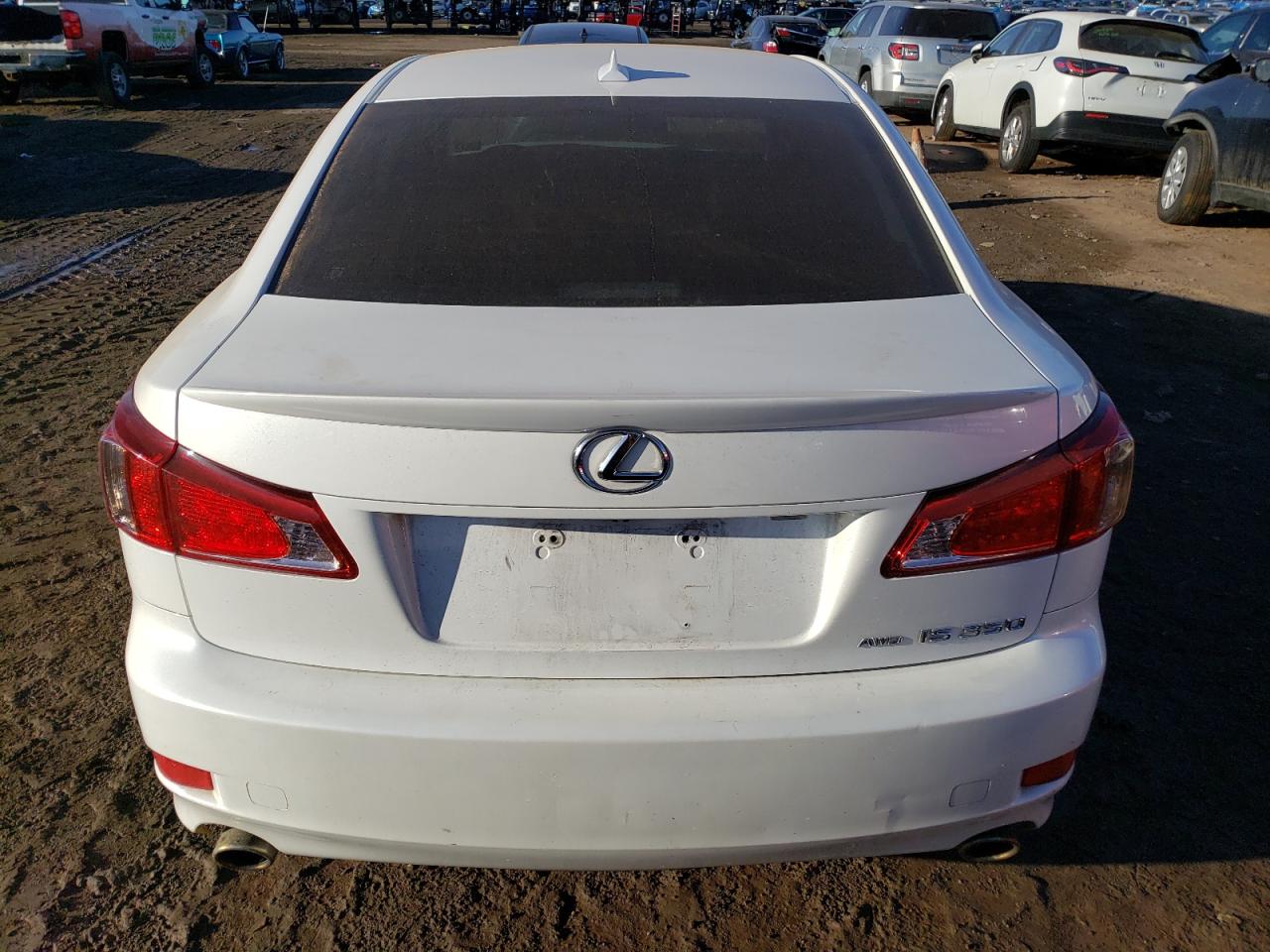 Photo 5 VIN: JTHCE5C21B5000330 - LEXUS IS 