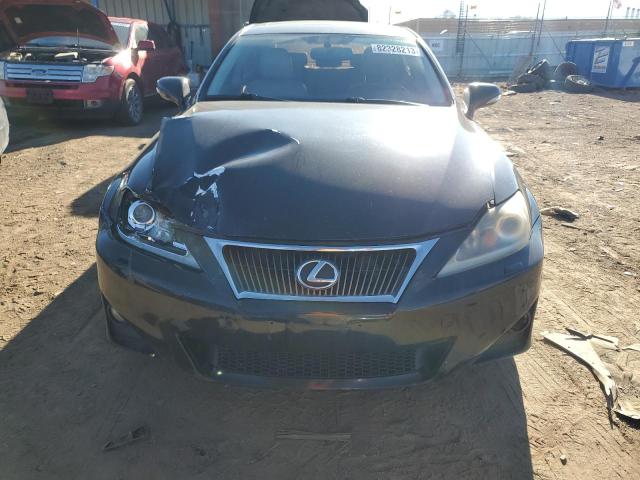 Photo 4 VIN: JTHCE5C23B5000815 - LEXUS IS 