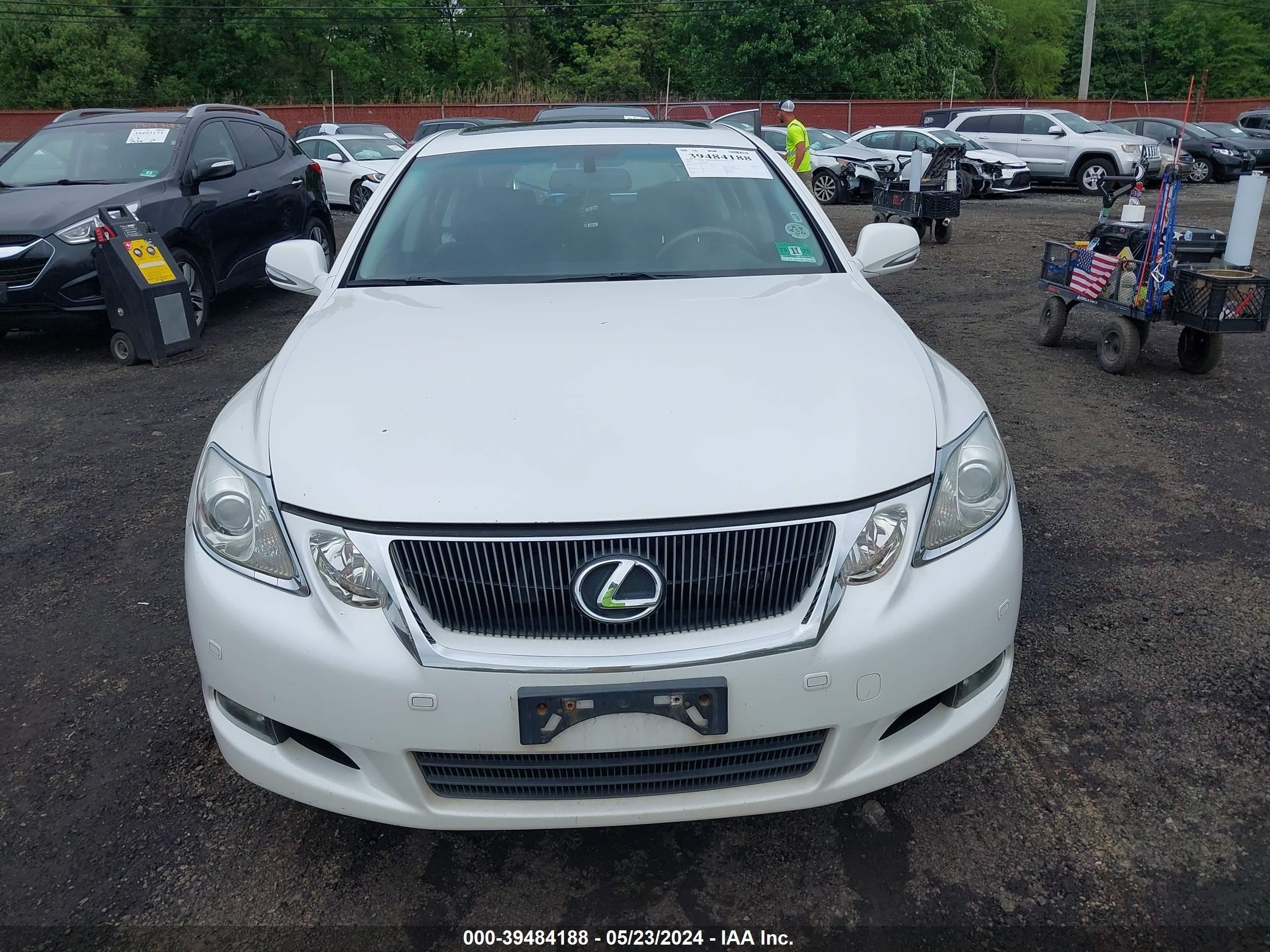 Photo 11 VIN: JTHCE96S280021101 - LEXUS GS 