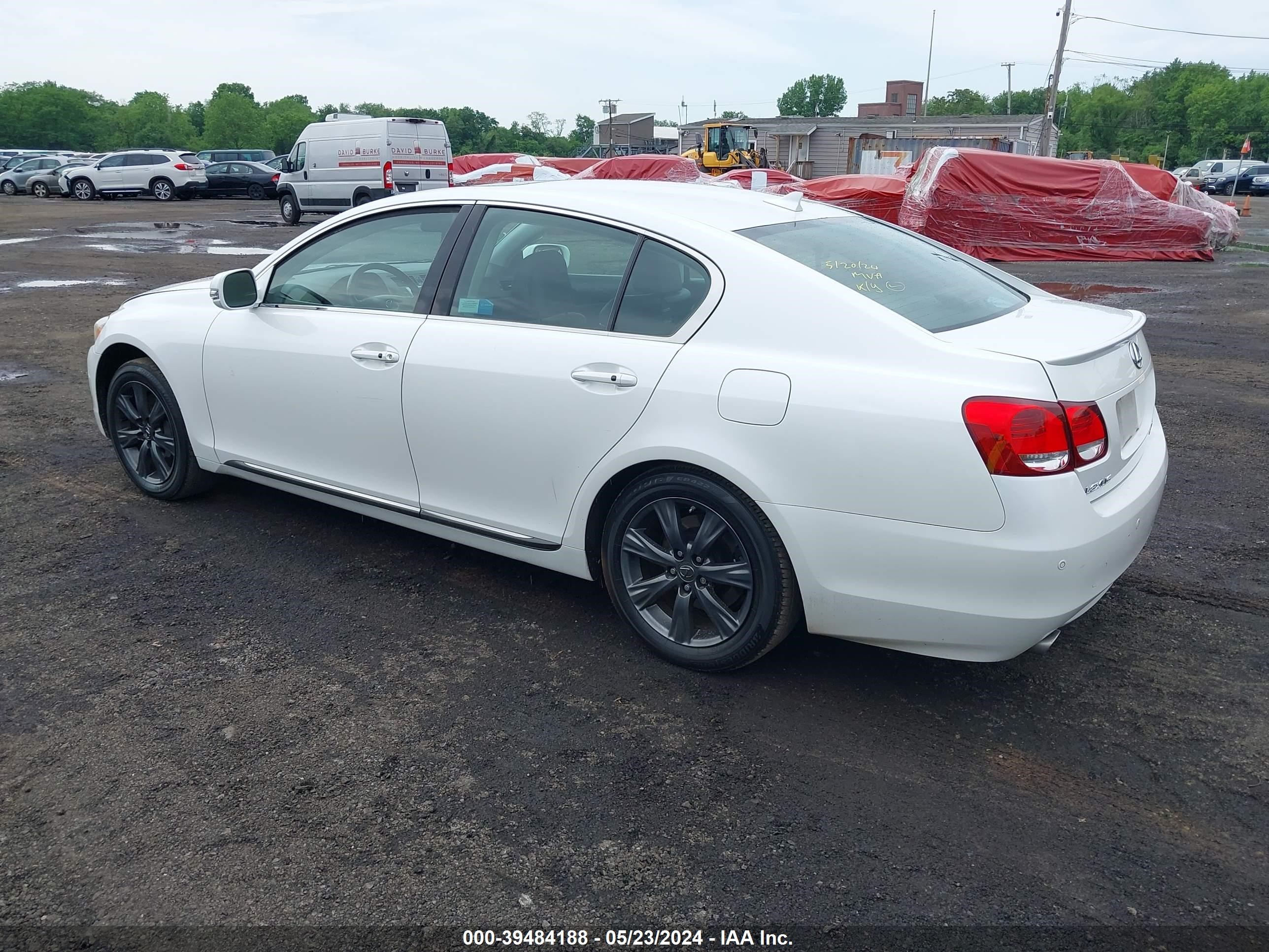 Photo 2 VIN: JTHCE96S280021101 - LEXUS GS 