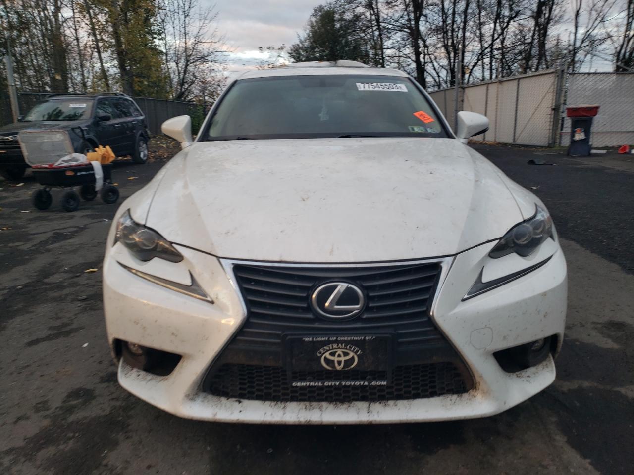 Photo 4 VIN: JTHCF1D22F5026705 - LEXUS IS 