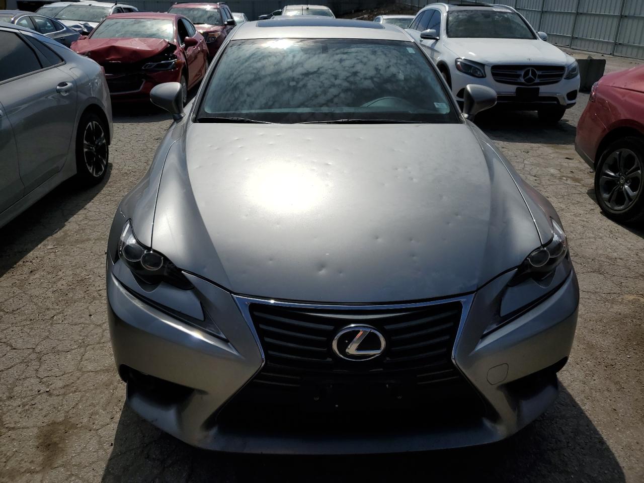 Photo 4 VIN: JTHCF1D24F5018637 - LEXUS IS 