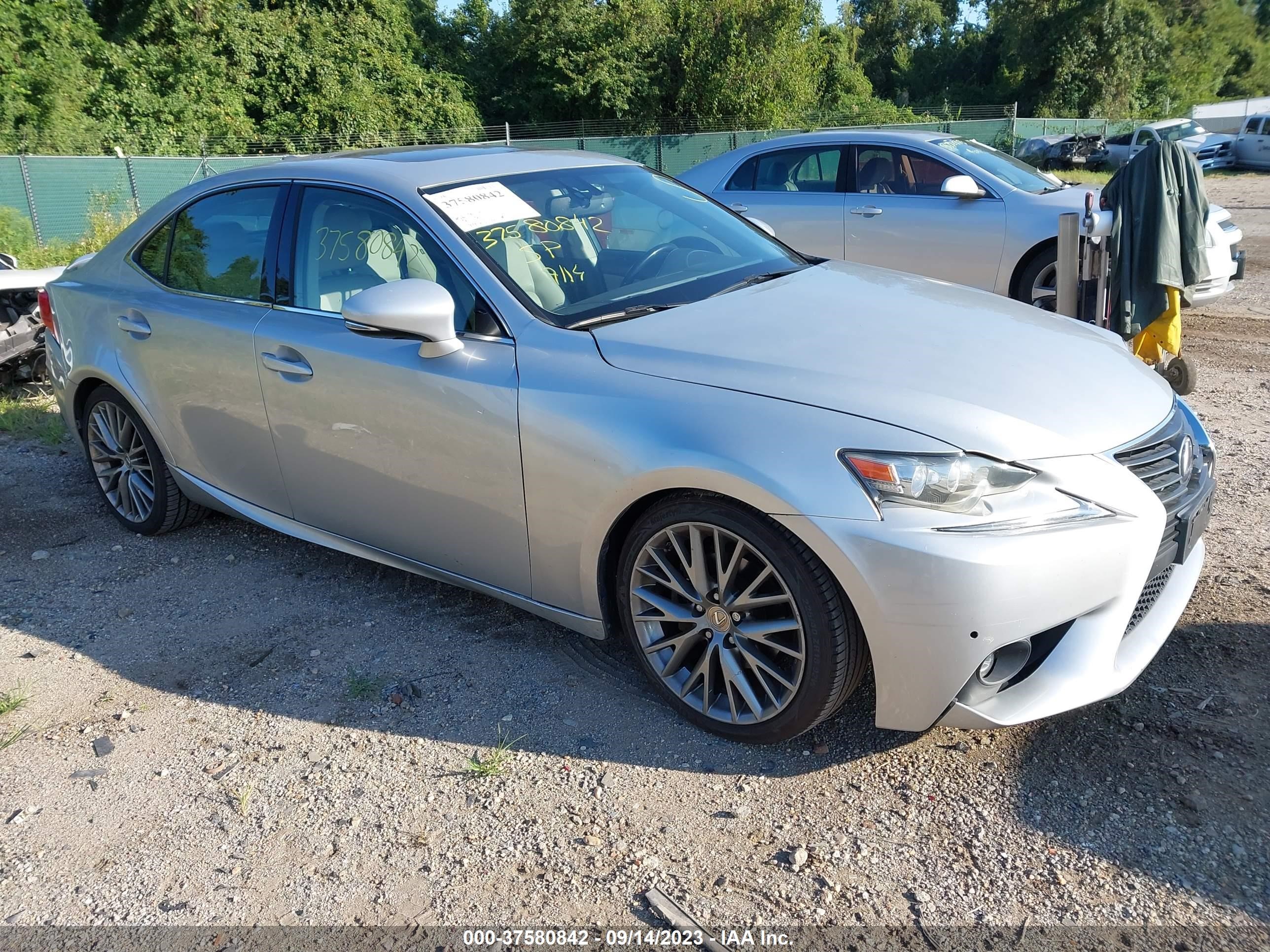 Photo 0 VIN: JTHCF1D25F5019456 - LEXUS IS 