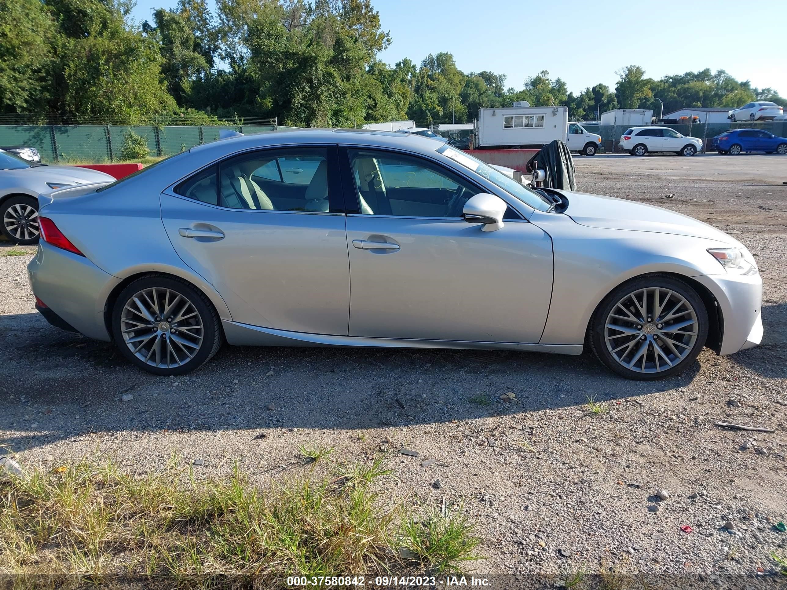 Photo 12 VIN: JTHCF1D25F5019456 - LEXUS IS 